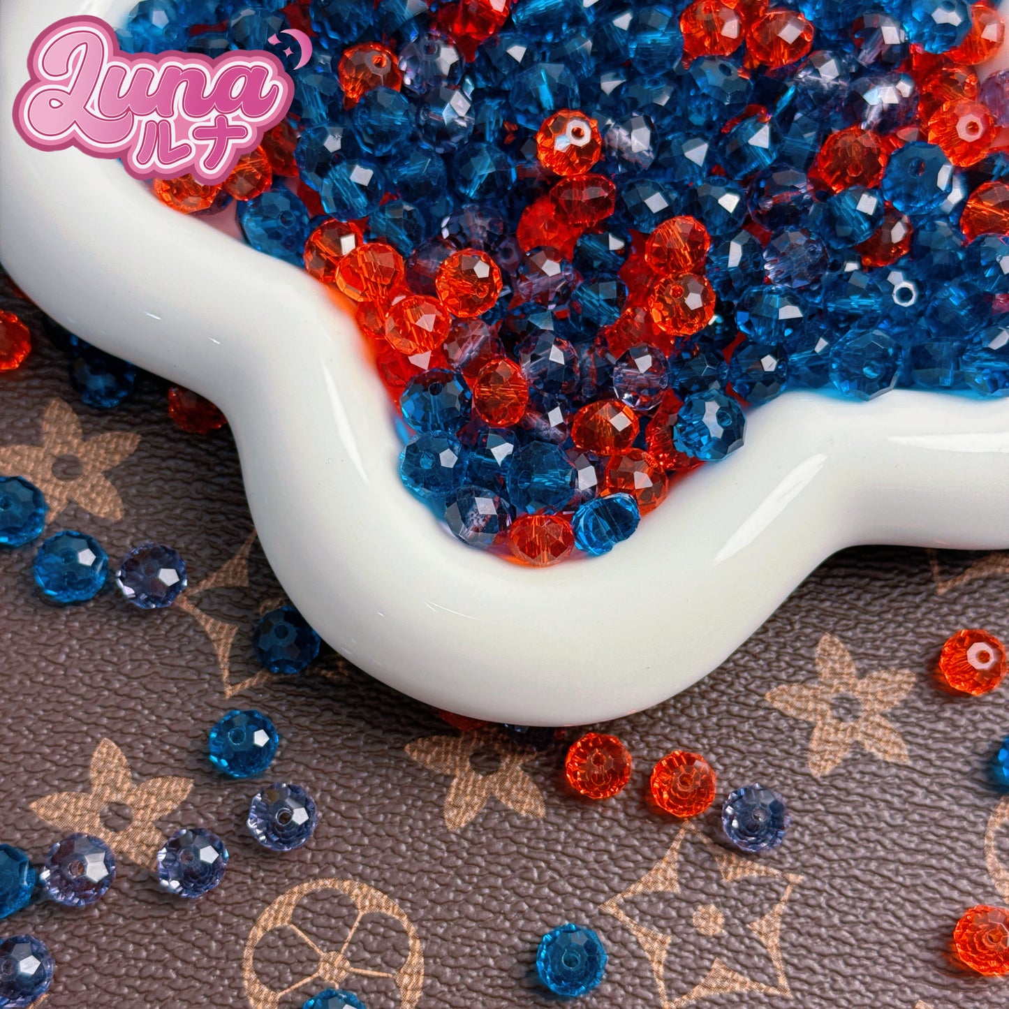 新作『M016』蒼紫紅花(そうしこうか,Sōshikōka)高品質なK9クリスタル 車輪珠