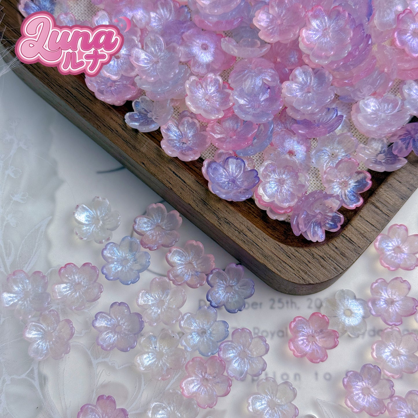 新作『B179』 キラキラの細かいラメ入り桜デザイン 高品質アクリル