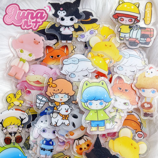 『Q023』Dimoo➡️8cm （ランダムパターン） アクリル