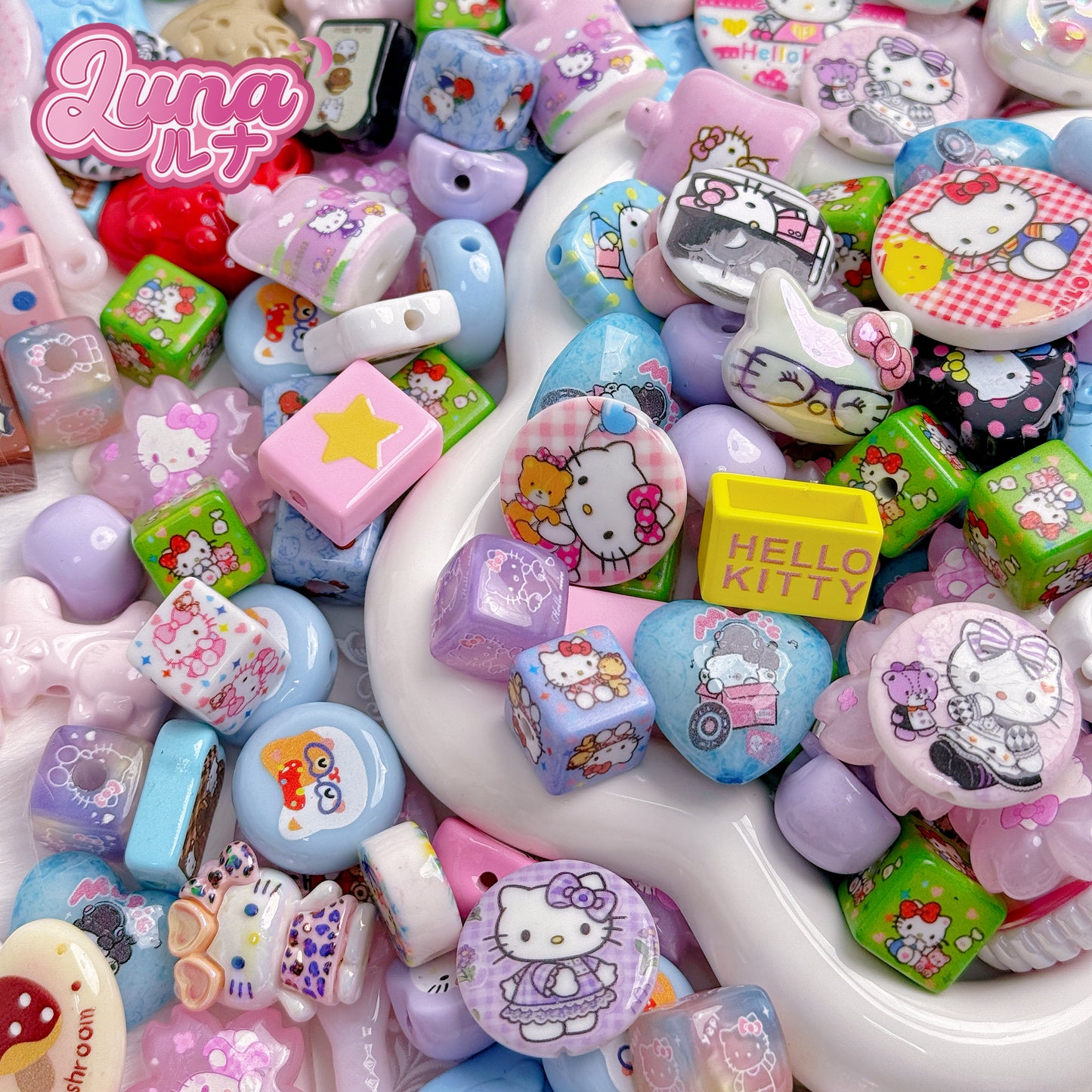 新作『B164』 オーダーメイドは全部キティちゃんだよ〜可愛いでしょっ♪高品質アクリル