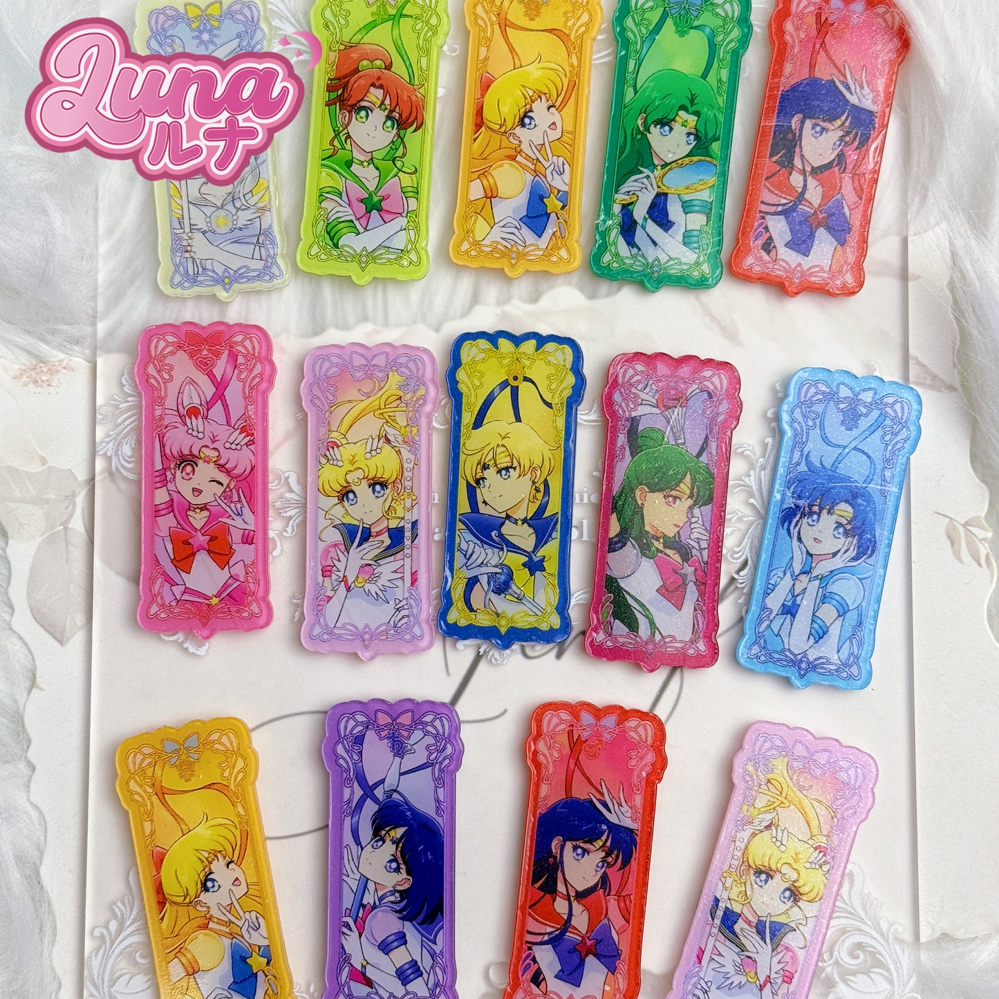 『Q036』 美少女 ➡️6cm （ランダムパターン） アクリル